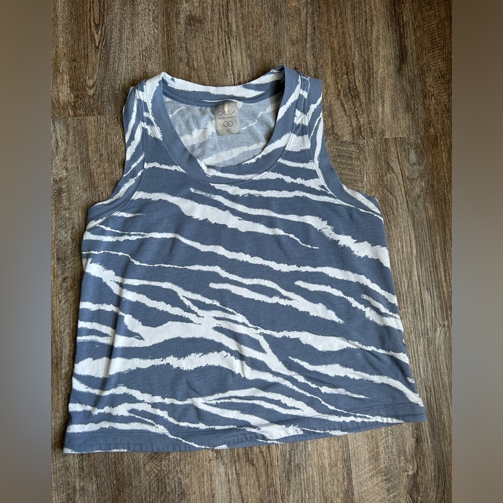 Calia by Carrie Underwood Blue and White Animal Stripe Print Muscle Tank